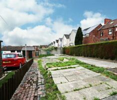 2 BEDROOM House - Mid Terrace - Photo 3