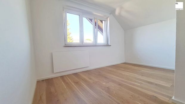 Charmante 3 Zimmer Dachgeschoss Wohnung in Eugendorf zu mieten! - Foto 1