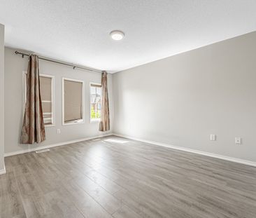 For Lease - 6 Dollery Gate, Ajax, Ontario - Photo 4
