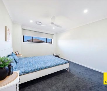 Elegant Family Living in Prime Elara Location - Walk to Northbourne... - Photo 3