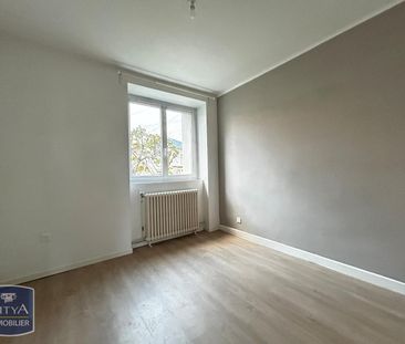 Location Appartement 4 pièces 64m² BRIVE LA GAILLARDE 19100 - Photo 2