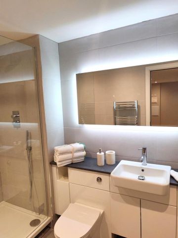 2 bedroom apartment to rent - Photo 5