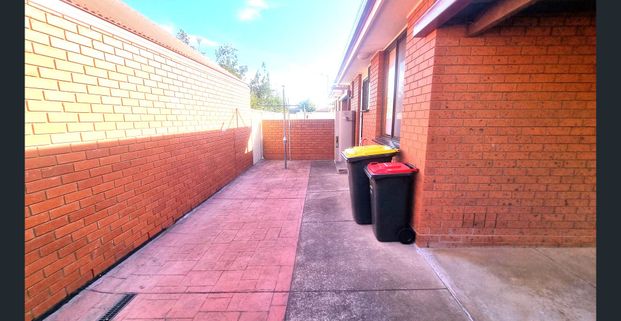 Close to Everything! - Photo 1