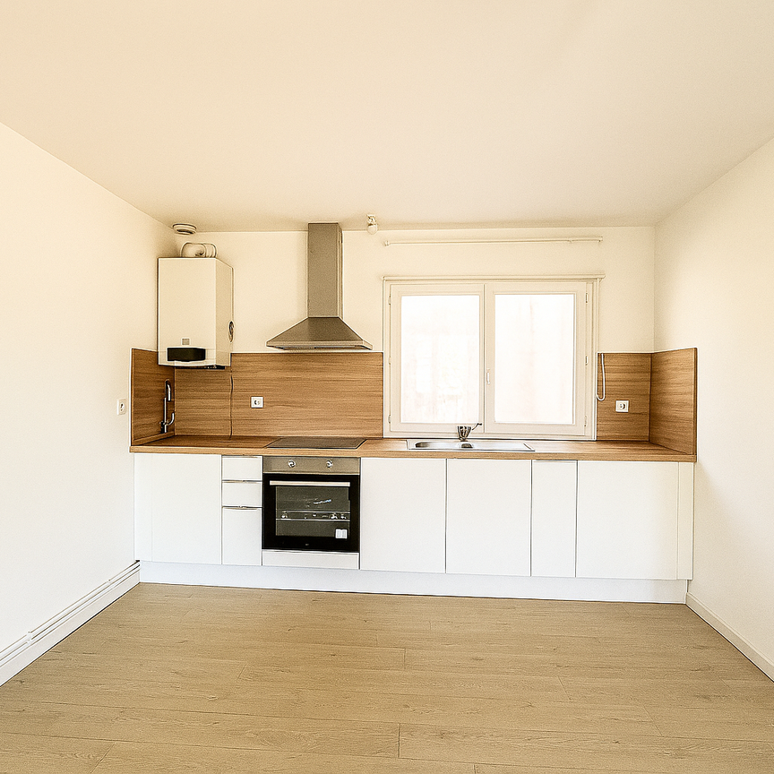 Location Appartement 4 pièces 65m² VALENCIENNES 59300 - Photo 1