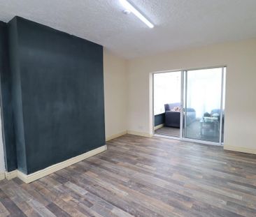 4 bedroom terraced house to rent - Photo 4