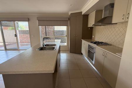 3 BEDROOM HOME IN KIALLA ! - Photo 5