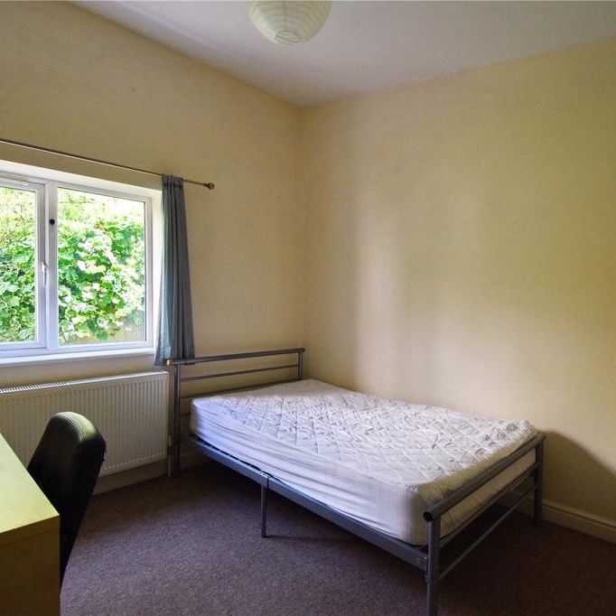 4 bedroom semi-detached house to rent - Photo 1