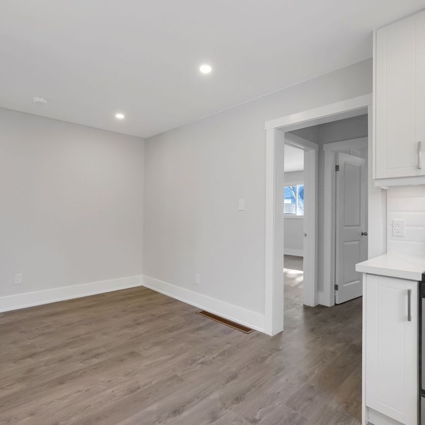 For Lease - 89 Orchard View Boulevard Unit# Main Floor, Oshawa, Ontario - Photo 1