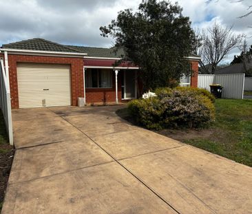 Three-bedroom Home in Great Location - Photo 3