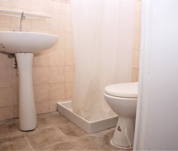 T1 - Photo 3