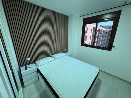 Piso de alquiler en Calle de Pirra, 44, Rejas - Photo 5