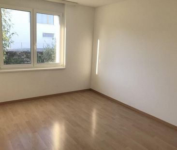 Helle und grosszügige Wohnung mit Seeblick - Photo 2