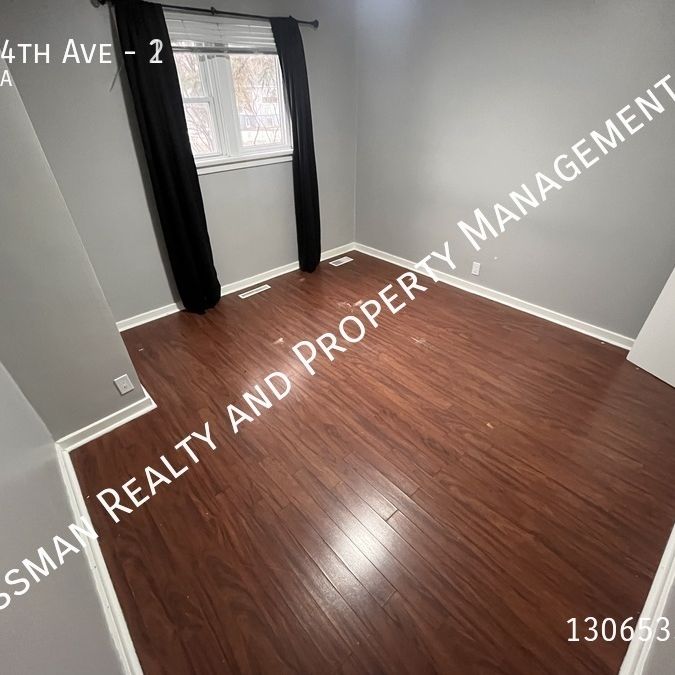 2 Bed 1 Bath Apartment in Rosemont - Photo 1