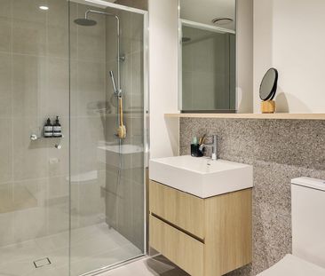 Furnished Studio Apartment with Big-Living Energy - Photo 4