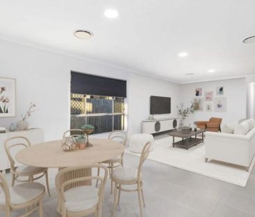 Spacious 4-Bedroom Family Home in Springfield Lakes - Photo 1