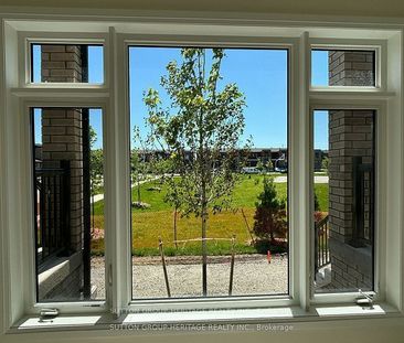 For Lease - 1 Cherry Hill Lane, Barrie, Ontario - Photo 1