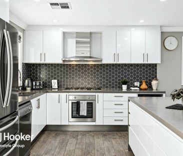 13 Thirlmere Way, Tahmoor - Photo 4