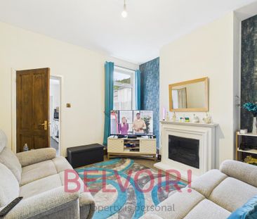 2 bedroom semi-detached house to rent - Photo 4