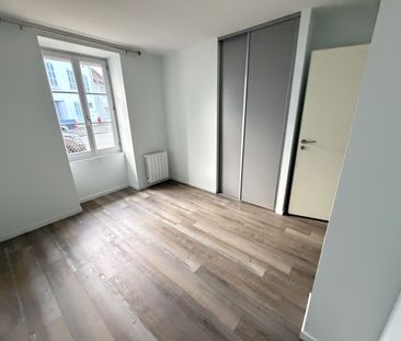 Location Appartement 4 pièces 72m² PONT DE VAUX 01190 - Photo 3