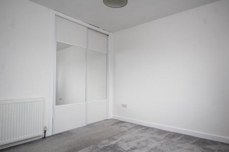 2 bedroom maisonette to rent - Photo 3