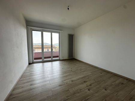 SAN PIETRO DI STABIO - APPARTAMENTO 4.5 LOCALI IN CASA BIFAMILIARE - Foto 4