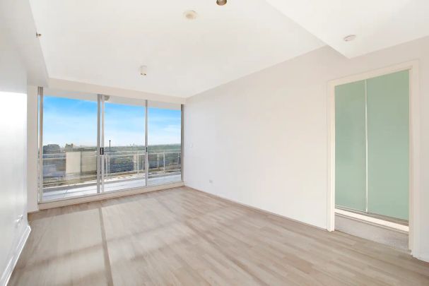 “A Two Bedroom Apartment with Darling Habour Views” - Photo 1
