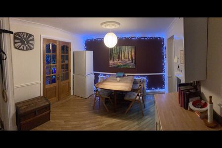 Room in a Shared House, Denmark Road, S2 - Photo 3