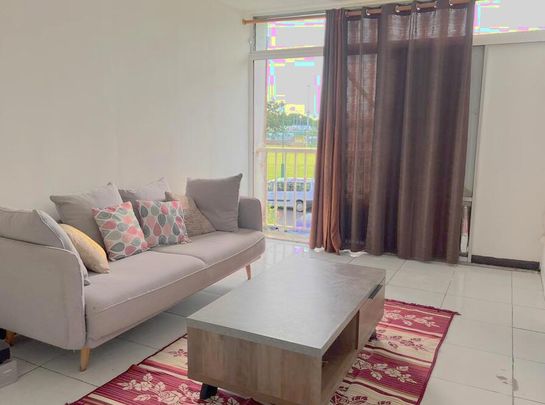 Location Appartement 5 pièces 71m² LES ABYMES 97139 - Photo 1