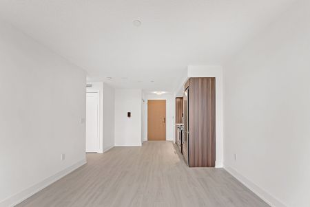 For Lease - 10 Eva Road Unit# 2407, Toronto, Ontario - Photo 3