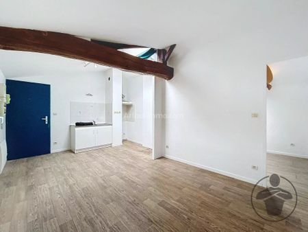 Location Appartement 2 pièces 28 m2 à Saint-Médard-de-Guizières - Photo 2