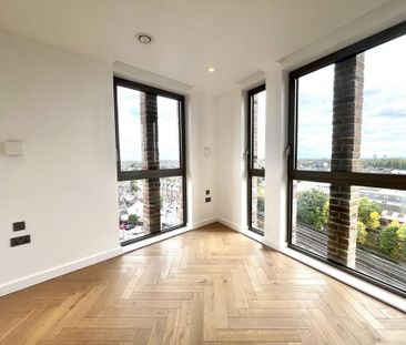 3 bedroom serviced apartment to rent - Photo 1