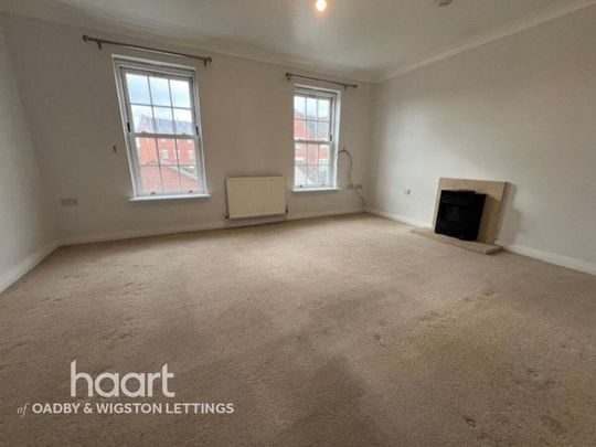 4 bedroom end of terrace house to rent - Photo 1