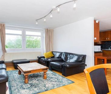 Spacious modern 1 bed within a portered block by Regents Park - Photo 4