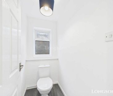 3 bedroom detached bungalow to rent - Photo 4