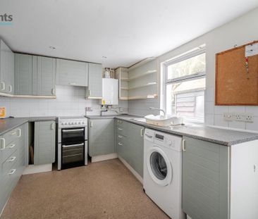 4 bedroom terraced house to rent - Photo 6