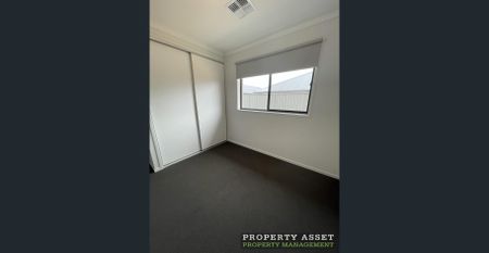 4 bedroom family home situated in Miravale Estate Angle Vale with solar - Photo 5