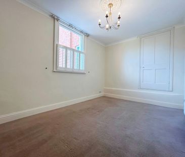 Ground floor flat to rent on - Photo 4