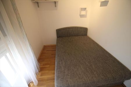 Kiadó felújított panel lakás - Pécs - Fotó 2