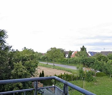 Gemütliche und helle 2-Zimmer-Wohnung mit Tiefgaragenplatz in Bad Rappenau! - Photo 1