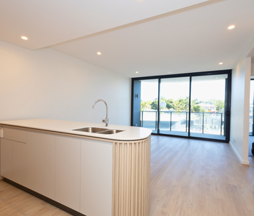 1501/180 Marine Parade, Labrador QLD 4215 - Apartment For Rent | Do... - Photo 4