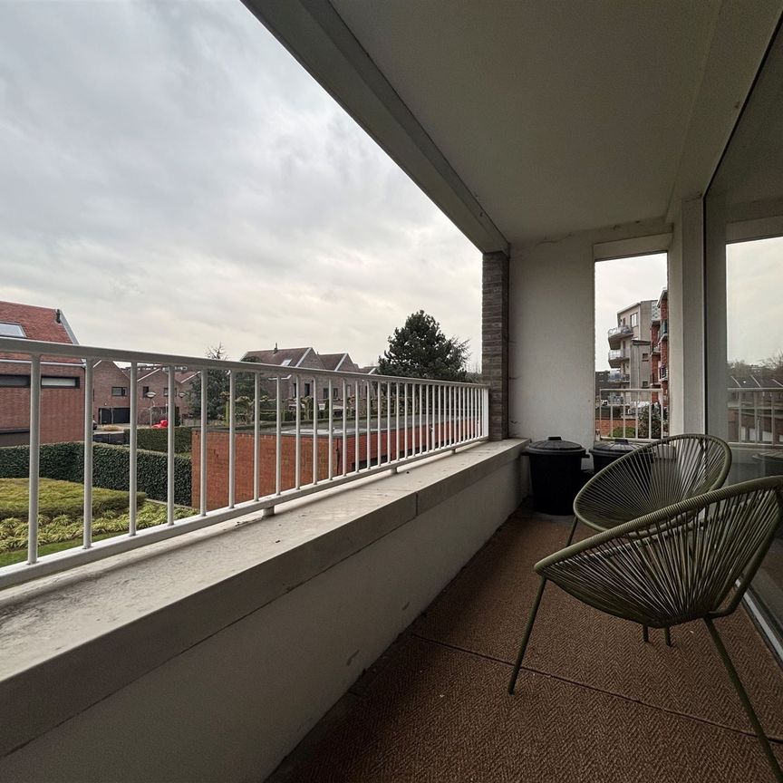 Hoekappartement met 2 slaapkamers en ruim terras - Photo 1