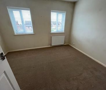 2 bedroom semi-detached house to rent - Photo 2