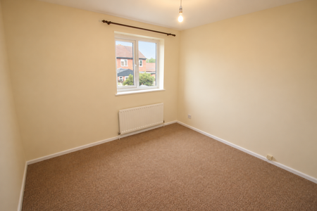 2 bedroom semi-detached house to rent - Photo 4