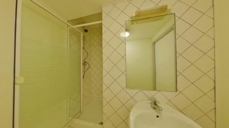 Location Appartement 2 pièces 58m² POITIERS 86000 - Photo 3
