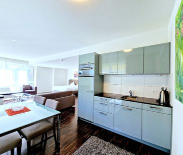 Modern and furnished apartment – temporary living made easy - Photo 5