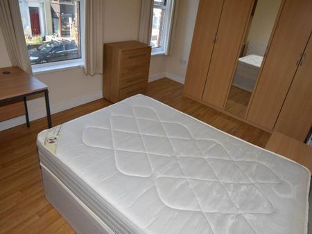 5 bedroom house to rent - Photo 4