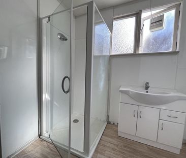 Two bedroom in central Queenstown - Photo 6