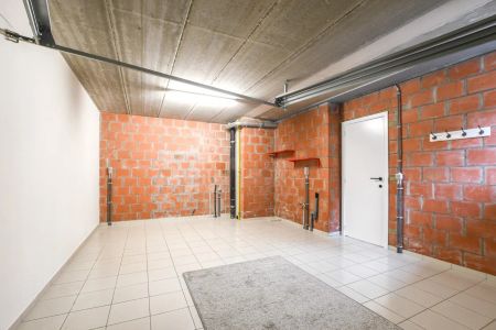 Prachtige stadswoning met inpandige garage en 2 slaapkamers in centrum De Haan te huur! - Foto 2