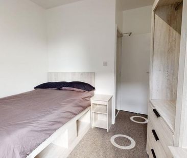 5 bedroom house to rent - Photo 3