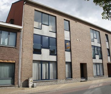 - Sint-Niklaas – Gemeubelde studio met staanplaats - Foto 6